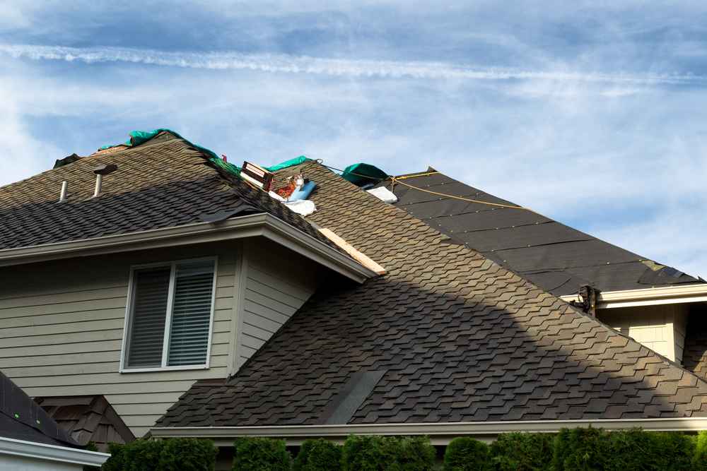 trusted local roofers for roof replacement in Lancaster OH