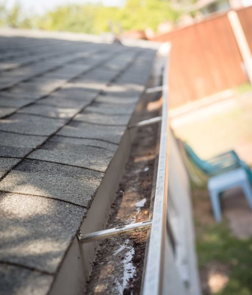 clean gutters in Columbus OH